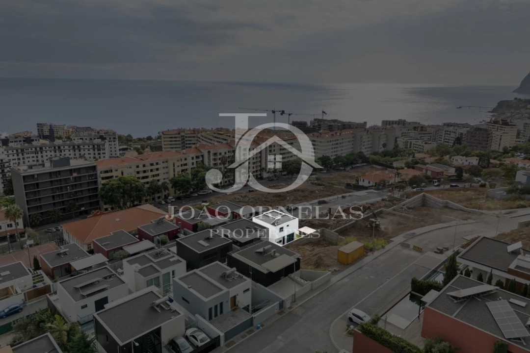 Moradia T3 para Venda em São Martinho Foto 34