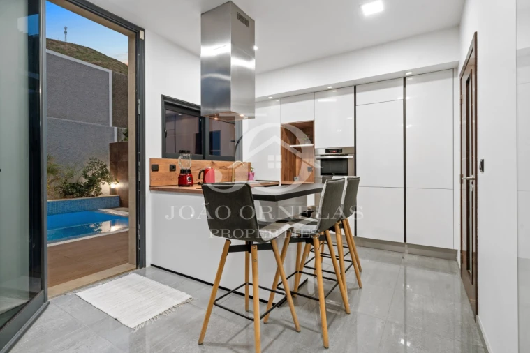 Moradia T3 para Venda em São Martinho Foto 18