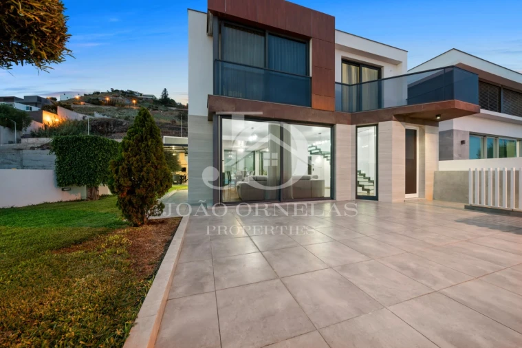 Moradia T3 para Venda em São Martinho Foto 25