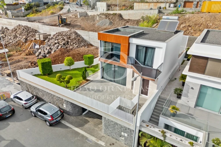 Moradia T3 para Venda em São Martinho Foto 33