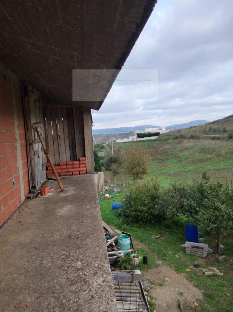 Moradia T4 para Venda em Freiria Foto 33