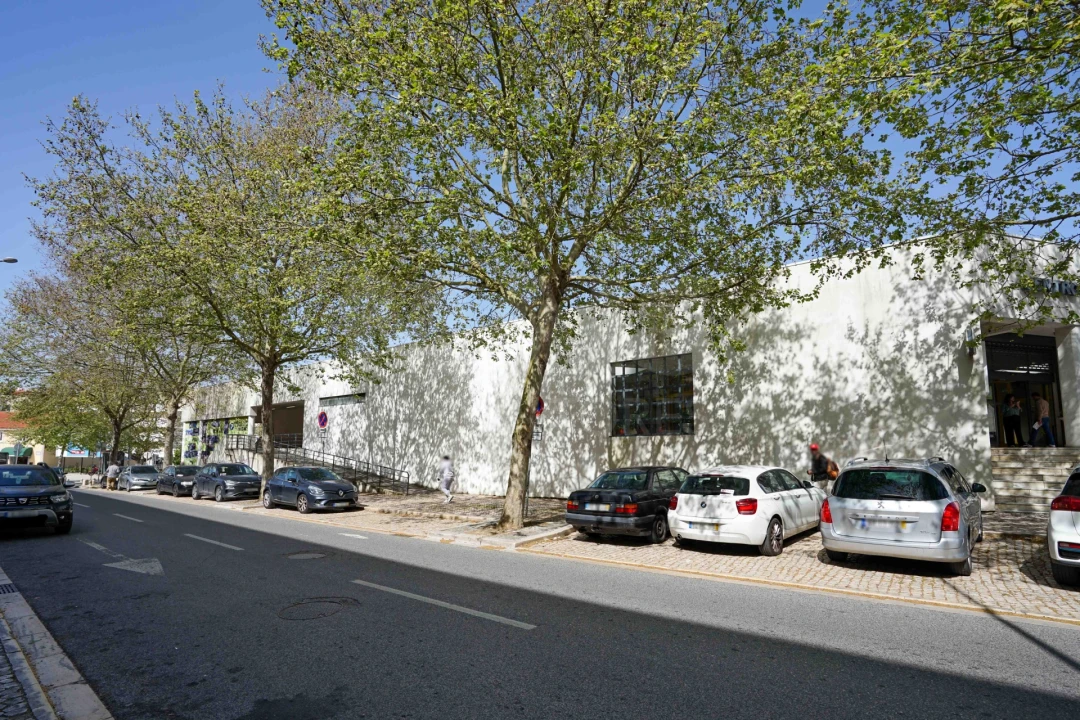 Loja para Venda em Cacém e São Marcos Foto 4