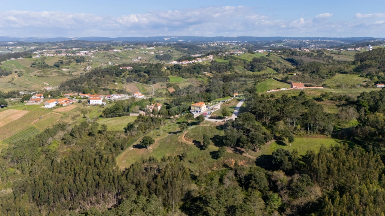 Moradia T5 para Venda em Carvalhal Benfeito Foto 3