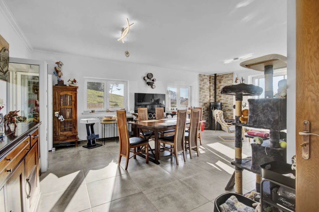 Moradia T5 para Venda em Carvalhal Benfeito Foto 11