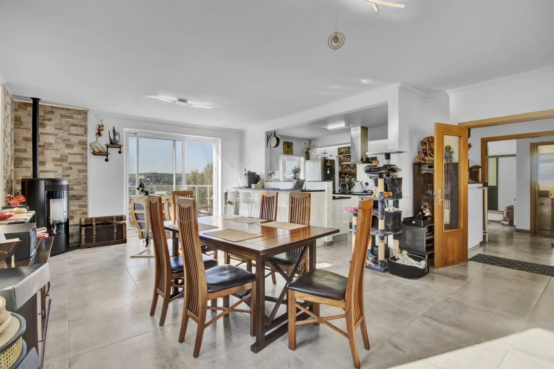 Moradia T5 para Venda em Carvalhal Benfeito Foto 12