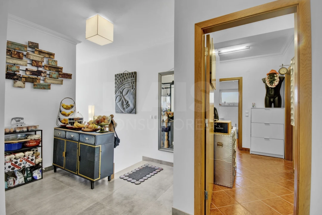 Moradia T5 para Venda em Carvalhal Benfeito Foto 7