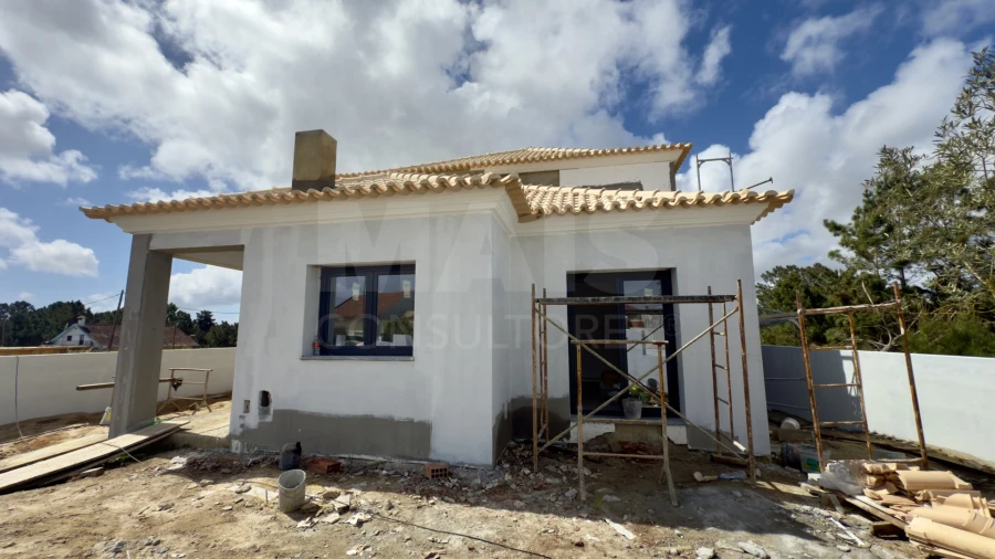 Moradia T4 para Venda em Fernao Ferro Foto 7