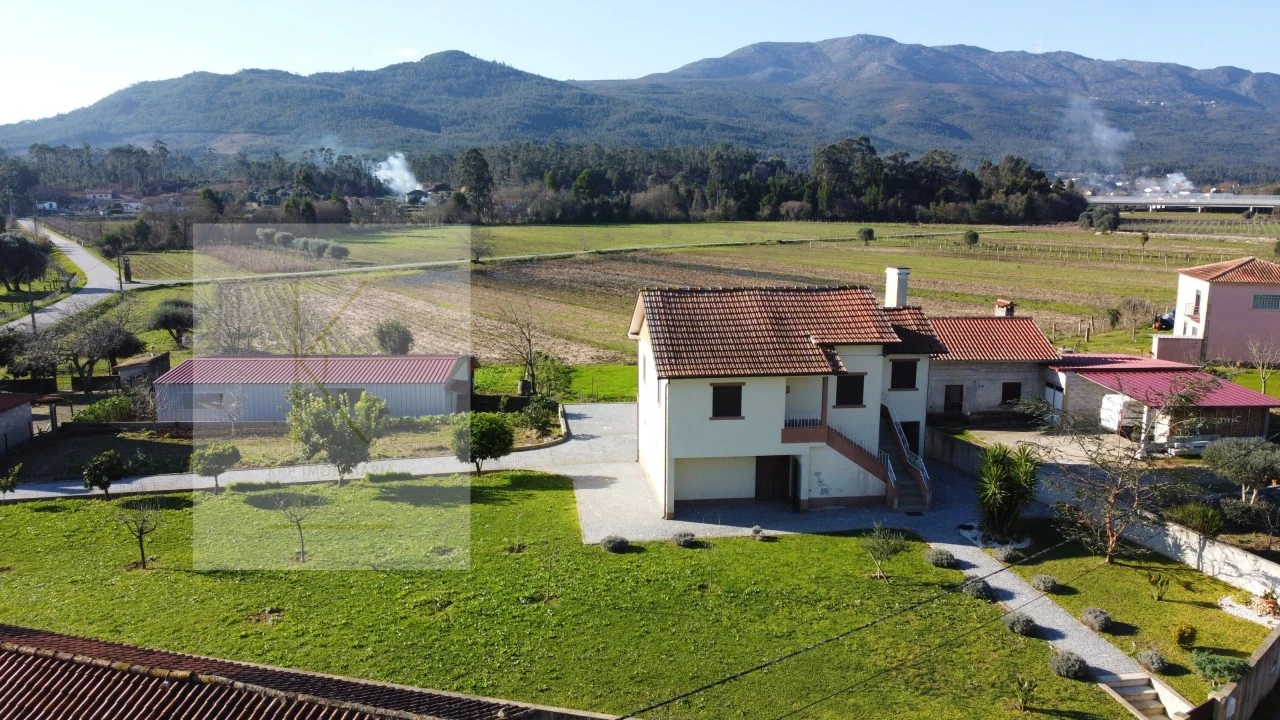 Moradia T3 para Venda em Cabração e Moreira do Lima Foto 18