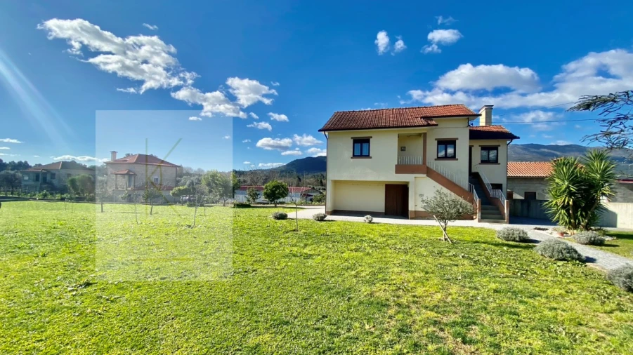 Moradia T3 para Venda em Cabração e Moreira do Lima Foto 44