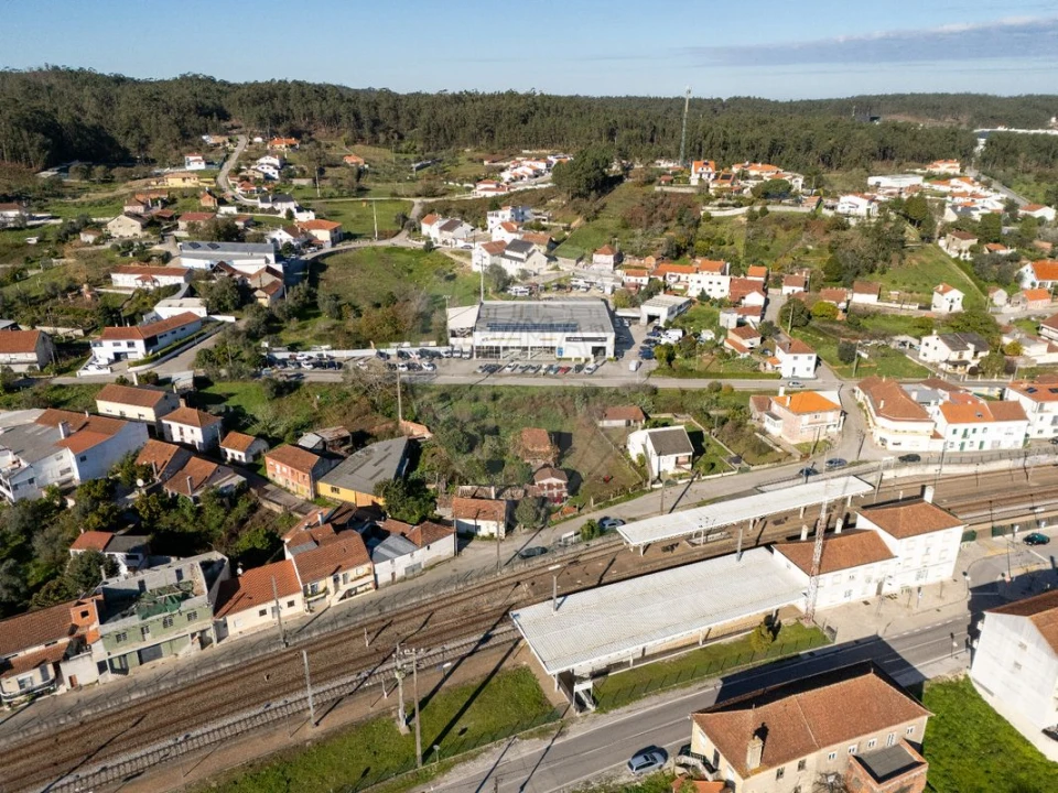 Moradia T3 para Venda em Santiago e São Simão de Litém e Albergaria dos Doze Foto 5