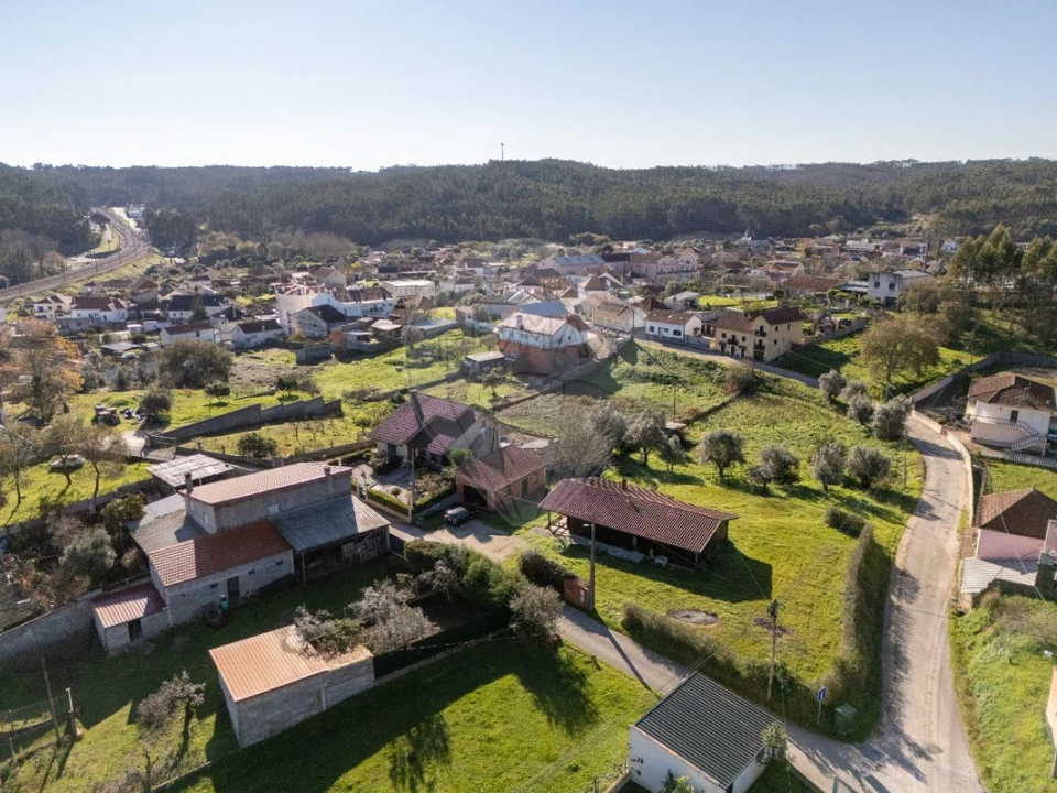 Moradia T3 para Venda em Santiago e São Simão de Litém e Albergaria dos Doze Foto 29