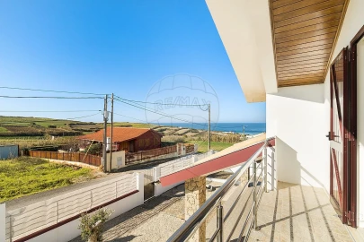 Moradia T4 para Venda em São Pedro da Cadeira