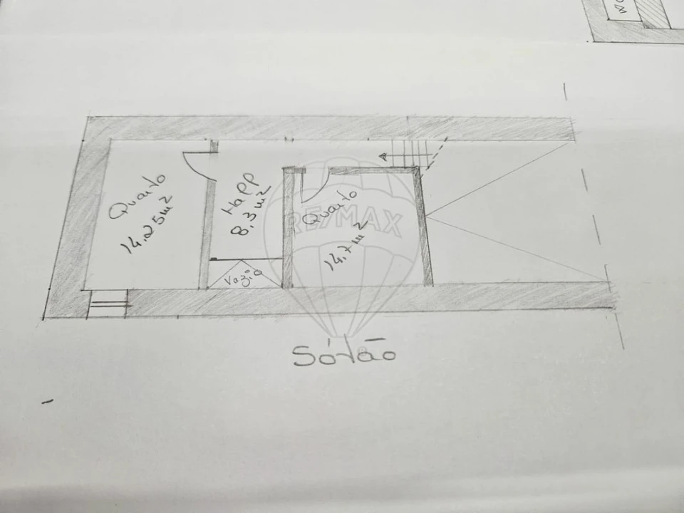Moradia T4 para Venda em Almargem do Bispo, Pêro Pinheiro e Montelavar Foto 16