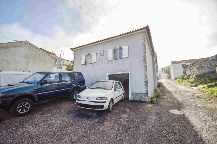 Moradia T4 para Venda em Almargem do Bispo, Pêro Pinheiro e Montelavar Foto 15