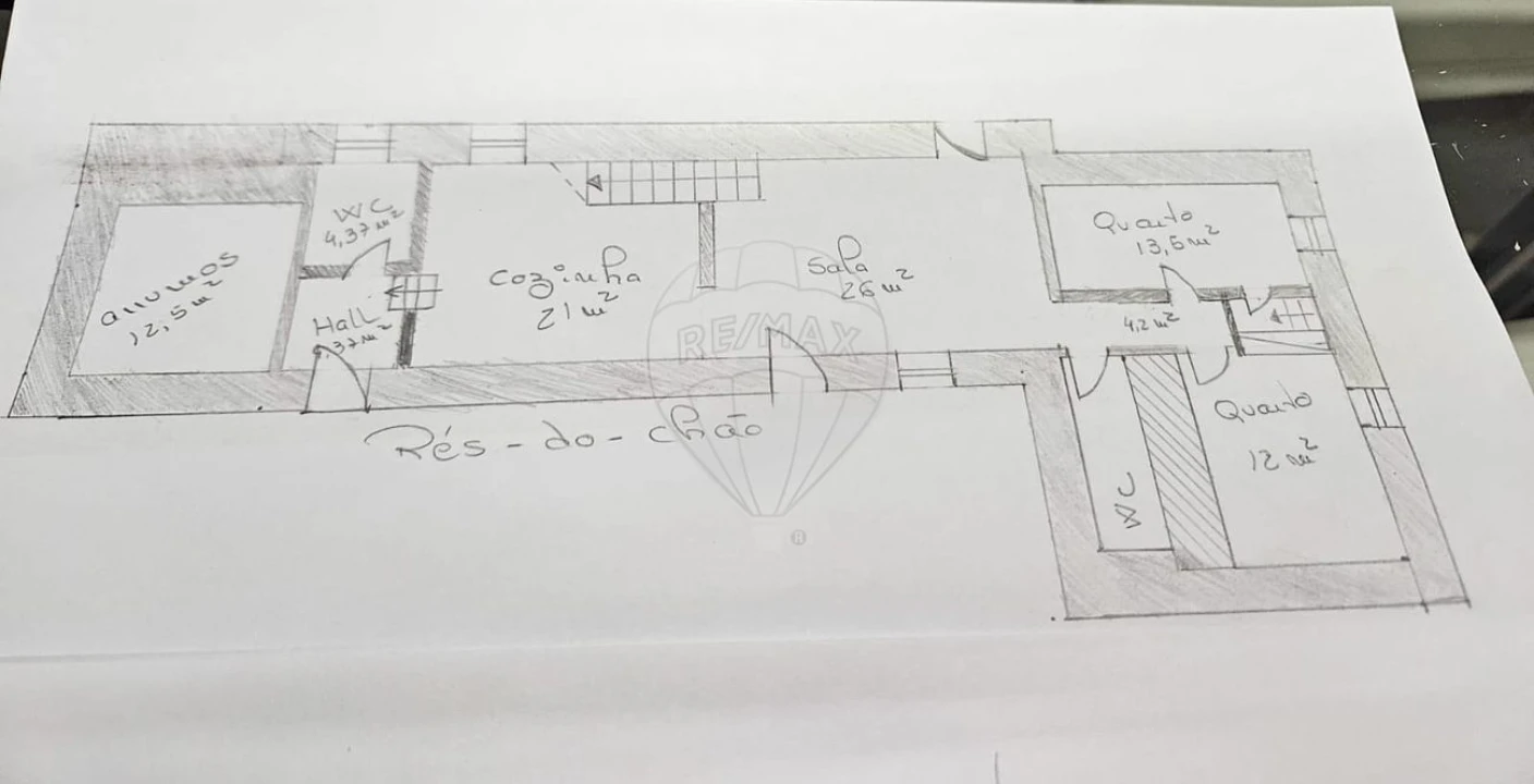 Moradia T4 para Venda em Almargem do Bispo, Pêro Pinheiro e Montelavar Foto 17