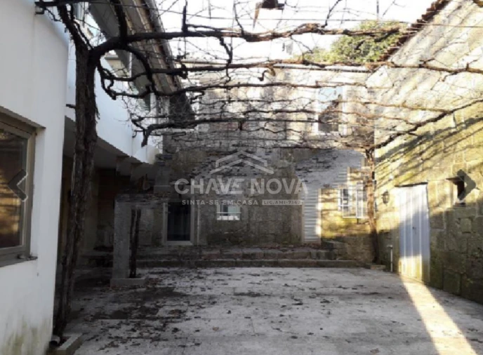 Moradia T4 para Venda em São Tomé de Negrelos Foto 7