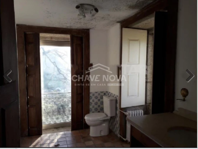 Moradia T4 para Venda em São Tomé de Negrelos Foto 9