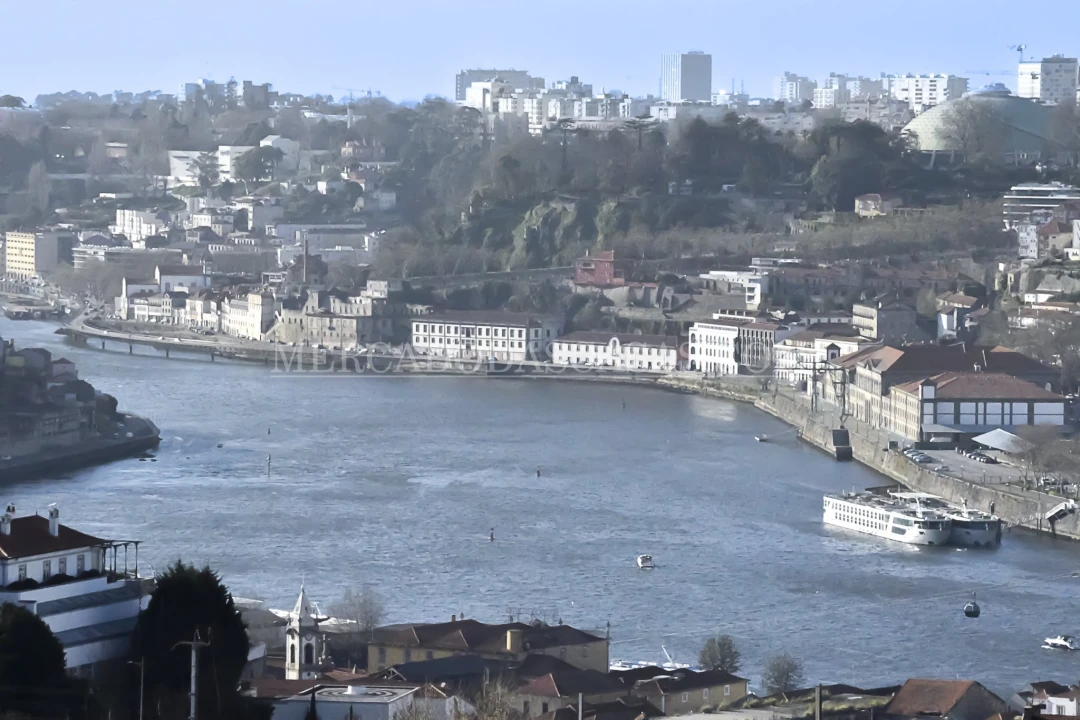 Escritório para Venda em Mafamude e Vilar do Paraíso Foto 3