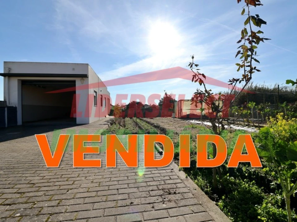 Armazém para Venda em Silveira Foto 1