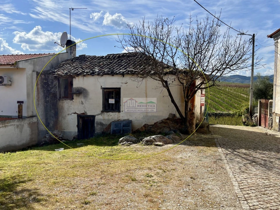 Moradia T3 para Venda em Eucisia, Gouveia e Valverde Foto 2