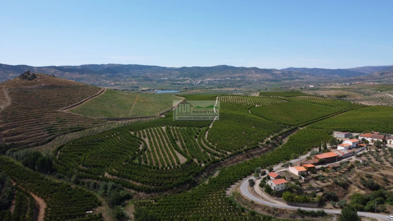 Moradia T3 para Venda em Eucisia, Gouveia e Valverde Foto 12
