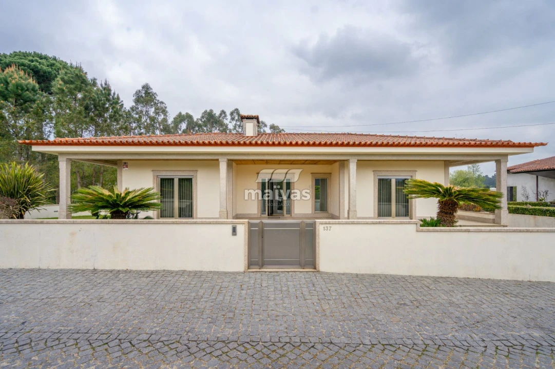 Moradia T3 para Venda em Ucha Foto 34