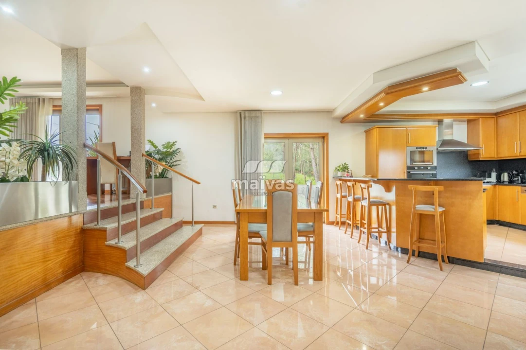 Moradia T3 para Venda em Ucha Foto 7