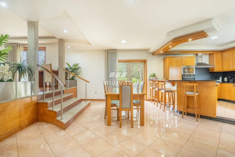 Moradia T3 para Venda em Ucha Foto 7