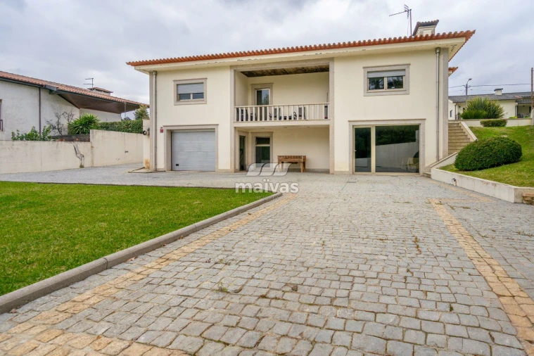 Moradia T3 para Venda em Ucha Foto 37