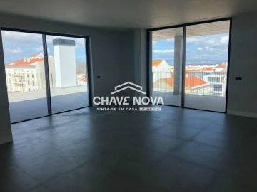 Apartamento T3 para Venda em Alcochete