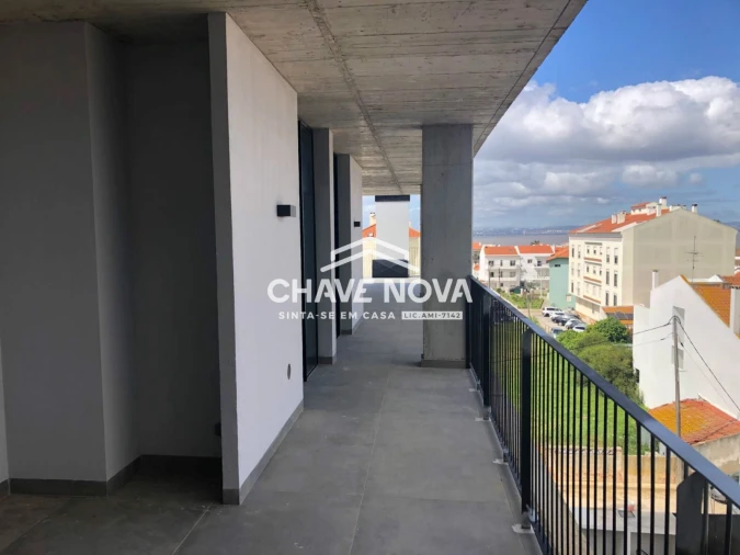 Apartamento T3 para Venda em Alcochete Foto 22