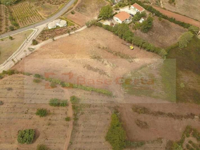 Terreno para Venda em Peral Foto 1