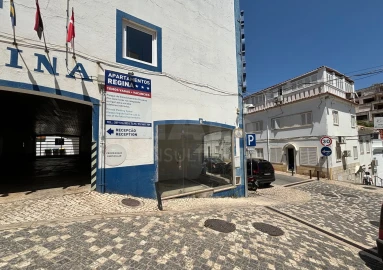 Loja para Venda em Albufeira e Olhos de Água