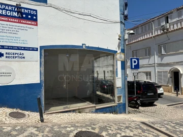 Loja para Venda em Albufeira e Olhos de Água