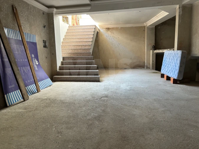 Loja para Venda em Albufeira e Olhos de Água Foto 3