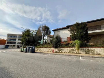Terreno para Venda em Mafamude e Vilar do Paraíso