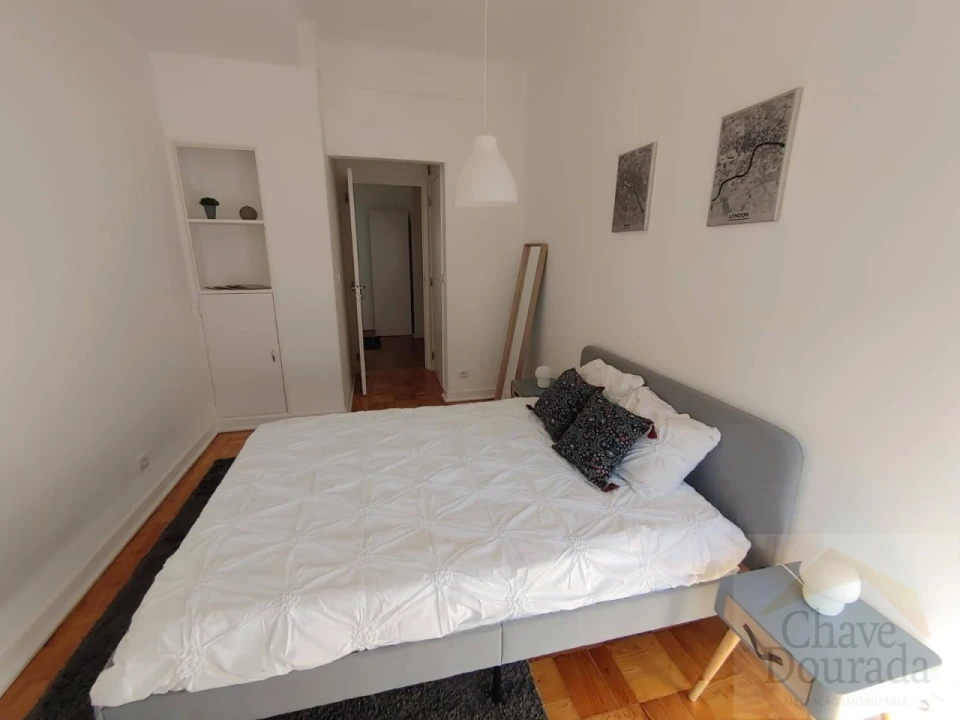 Apartamento T5 para Venda em Sé Nova, Santa Cruz, Almedina e São Bartolomeu Foto 13