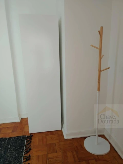 Apartamento T5 para Venda em Sé Nova, Santa Cruz, Almedina e São Bartolomeu