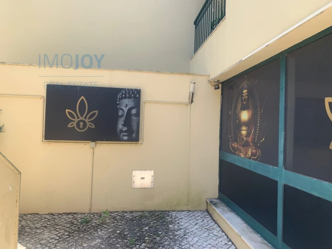 Loja para Venda em Carcavelos e Parede Foto 17