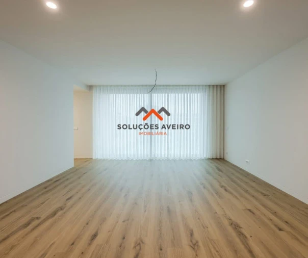 Apartamento T3 para Venda em Glória e Vera Cruz Foto 4