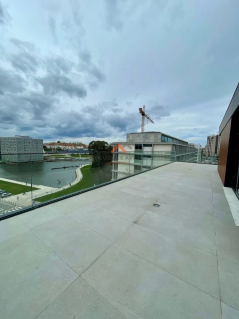 Apartamento T4 para Venda em Glória e Vera Cruz