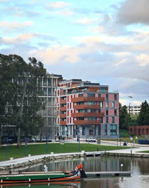 Apartamento T4 para Venda em Glória e Vera Cruz