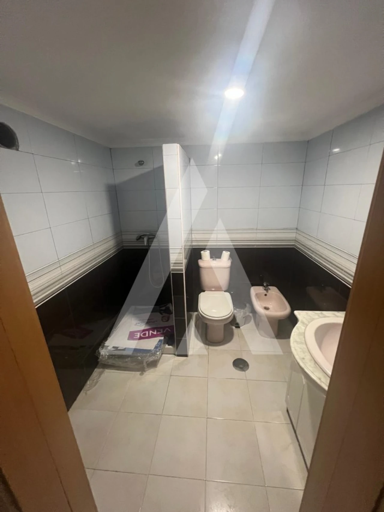 Armazém para Venda em Santa Joana Foto 11