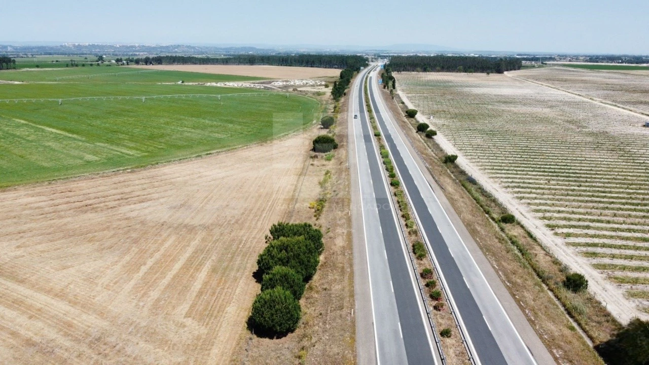 Quinta T2 para Venda em Almeirim Foto 11