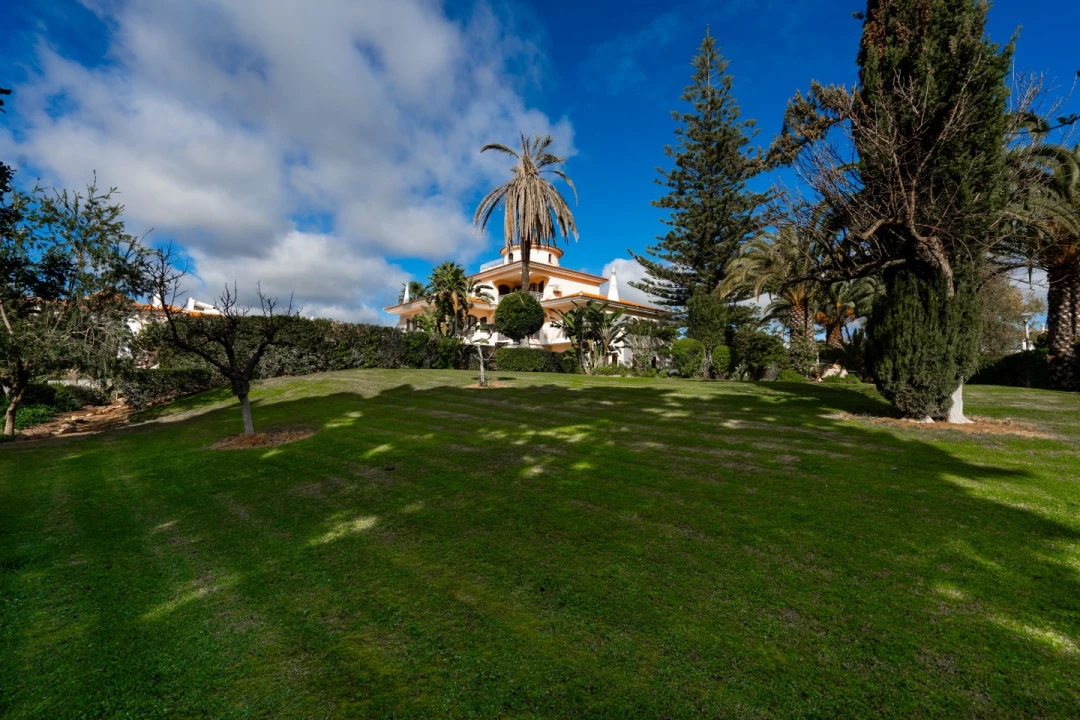 Moradia T9 para Venda em Loule (São Clemente) Foto 13