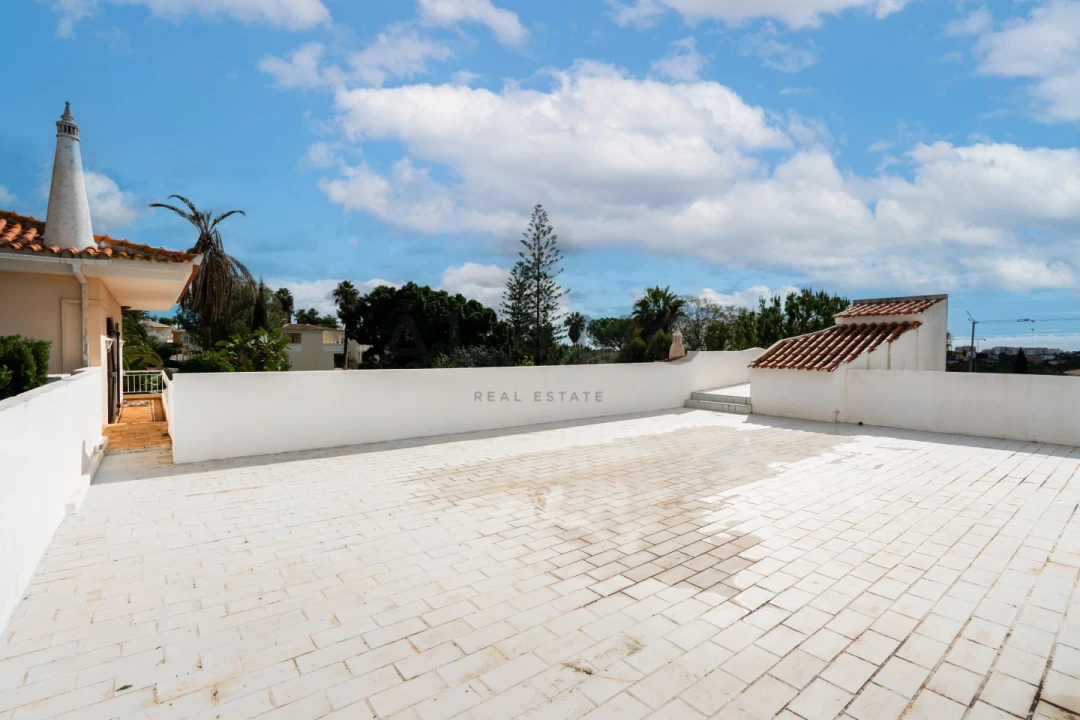 Moradia T9 para Venda em Loule (São Clemente) Foto 38