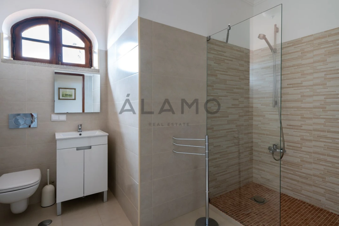 Moradia T9 para Venda em Loule (São Clemente) Foto 46