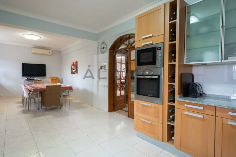 Moradia T9 para Venda em Loule (São Clemente) Foto 21
