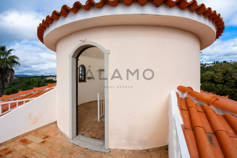 Moradia T9 para Venda em Loule (São Clemente) Foto 34