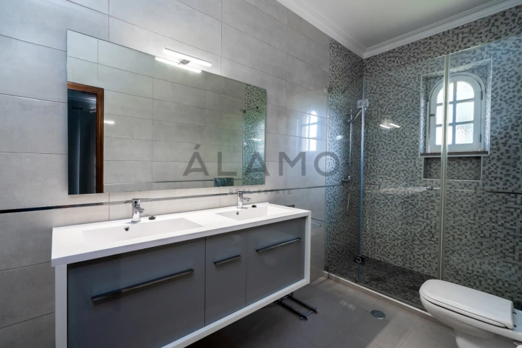 Moradia T9 para Venda em Loule (São Clemente) Foto 44